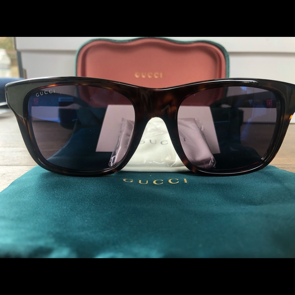 Authentic GUCCI sunglasses
